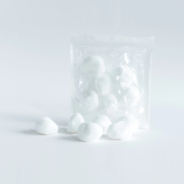 Gauze Balls in Blister or Pouch Sterilization Packaging